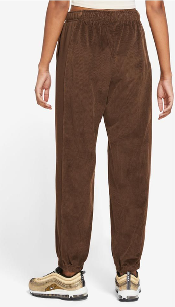 Brązowe damskie spodnie Nike Air Cord Fleece DQ6926-259 XS