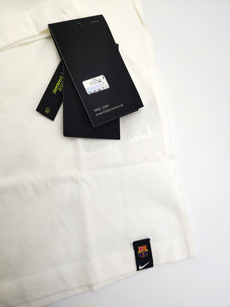 Biała damska koszulka Nike FC Barcelona Swoosh Club CW4048-133 M