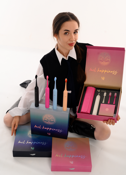 Niebieska Szczoteczka Soniczna Karlo Bella Feel Happiness + Futerał + 3 Końcówki USB-C