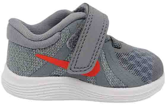 Buty  Dziecięce Nike Revolution 4 943304012  r. 17