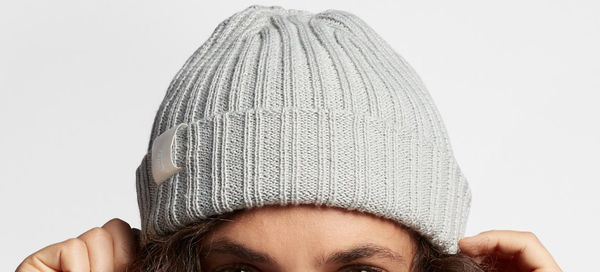 Szara Czapka Nike Beanie Essential 922172-050