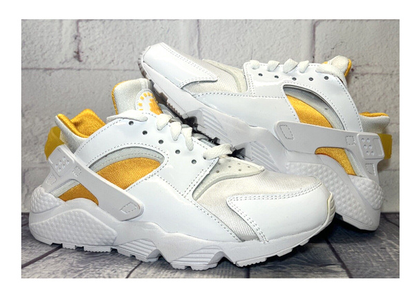 Białe Sneakersy Nike Air Huarache DR5727100 r. 36,5