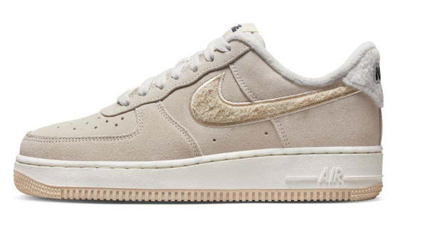 Beżowe Buty Nike Air Force 1  Sanddrift Fleece DQ7583-001 43 Damskie