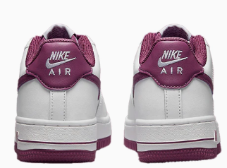 Buty  Nike Air Force 1 06 DH9600101  r.40