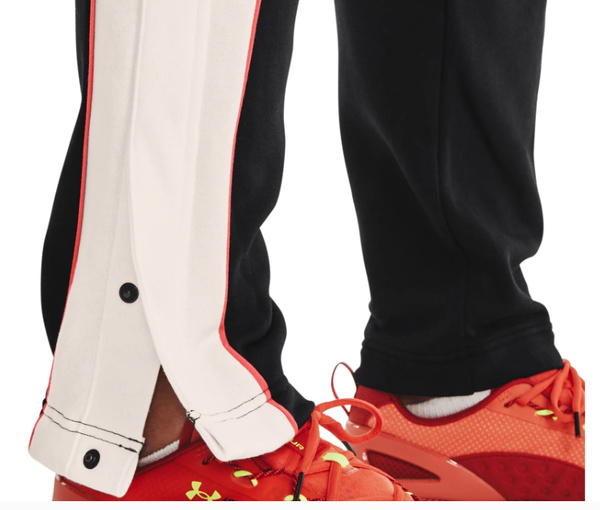 Czarne Spodnie Dresowe Under Armour ColdGear Fitted 1361635-001 L