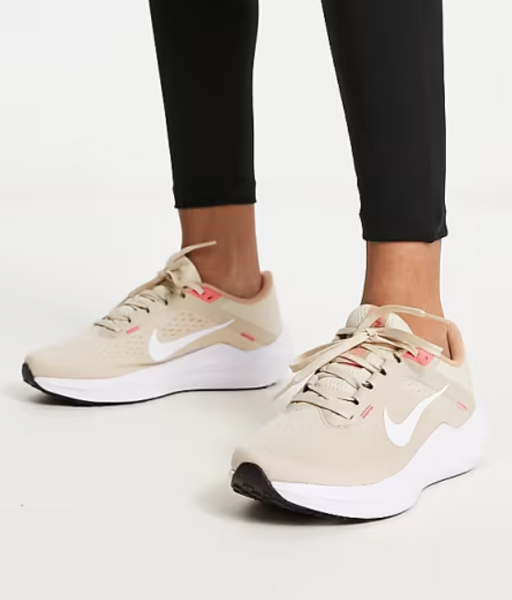 Beżowe Z Białym Logo Buty Nike Air Winflo 10 DV4023-100 42,5 Damskie