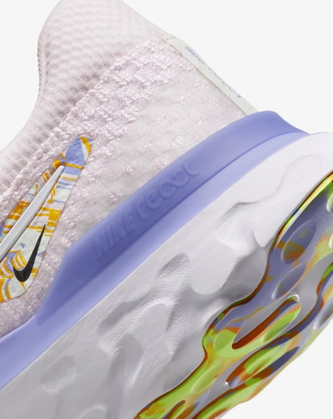 Różowe Buty Nike React Infinity DO9477-600 42,5 Damskie