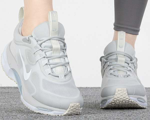 Jasnoszare Z Białym Logo Buty Nike Spark DJ6945-004 44,5 Damskie