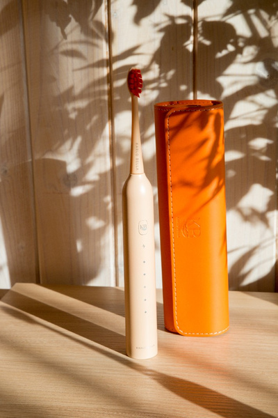 Szczoteczka Soniczna Futerał Końcówki Prezent USB Pomarańczowa Karlo Bella