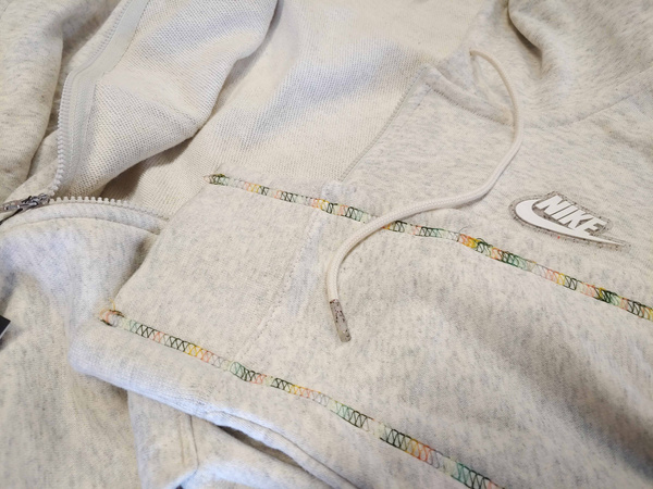 Damska Nike Bluza Kaptur Earth Day Oversized Fit CZ8359-141 M