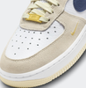 Beżowo-Białe Buty Nike Air Force 1 '07 COB FV6332-100 43 Damskie