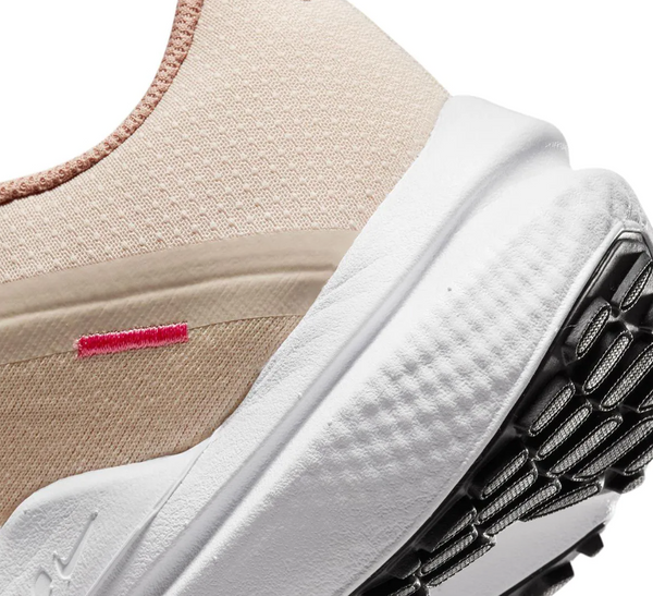 Beżowe Z Białym Logo Buty Nike Air Winflo 10 DV4023-100 42,5 Damskie