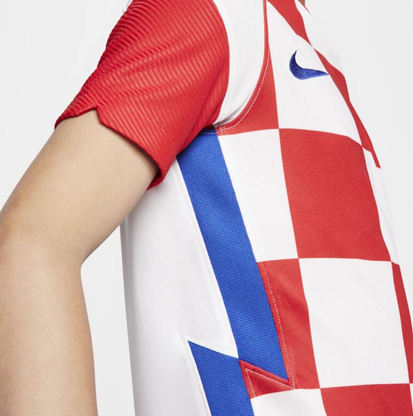 Czerwono-Biała Koszulka Junior Nike Chorwacja CD1030100 S 128-137 cm