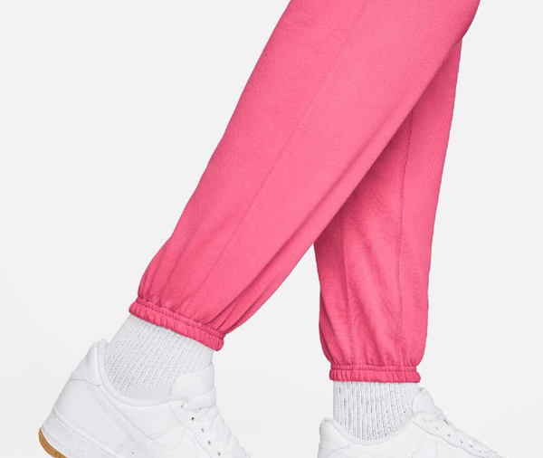 Różowe Joggery Męskie Nike Standard Issue CK6365684 L
