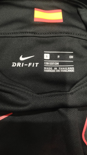 Czarna Koszulka Junior Nike Atlético de Madrid AJ5791-011 S 128-137 cm