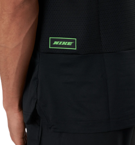 Czarna Koszulka Nike DN4275-010 S Męska Clash