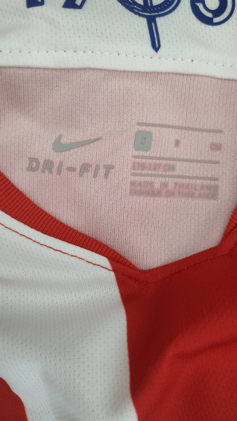 Dziecięca Koszulka Nike Atletico Madryt Home 2019/20 AJ5792612 128-137cm S