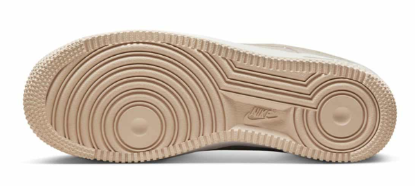 Beżowe Buty Nike Air Force 1  Sanddrift Fleece DQ7583-001 43 Damskie