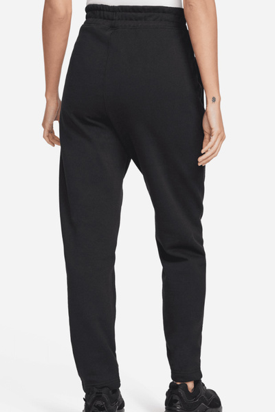 Czarne spodnie dresowe Nike DR7846-010 XS Comfy Fleece Loose