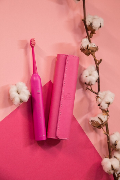 Szczoteczka Soniczna Futerał Końcówki Prezent USB Różowa                                                         Karlo Bella