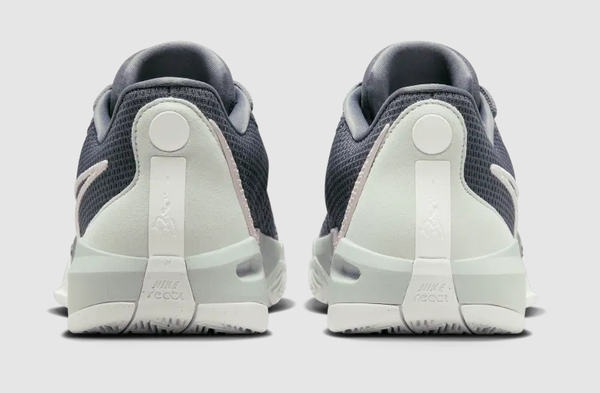 Czarne Buty Nike Sabrina 1 The Debut FQ3381-003 47 Damskie