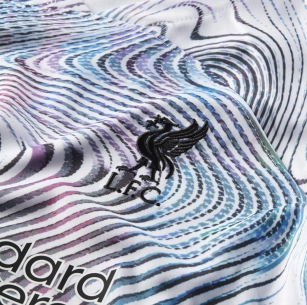 Dziecięcy Komplet Piłkarski Nike FC Liverpool 2022/23 DN2756-101 S 104-110cm