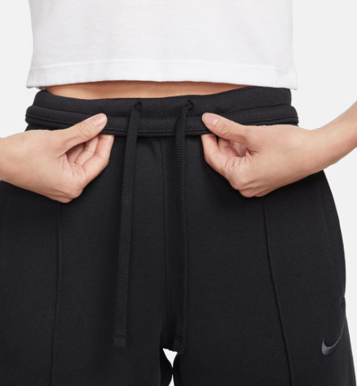 Czarne spodnie dresowe Nike DR7846-010 XS Comfy Fleece Loose