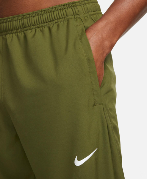 Zielone Spodnie Męskie Nike Dri-FIT Challenger DD4894326 r. M