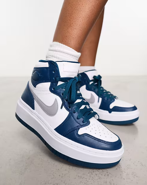 Buty damskie Nike Air Jordan 1 High Elevate DN3253-401 42,5