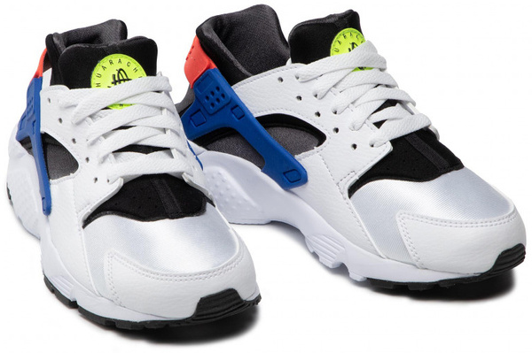 Młodzieżowe Buty Nike Huarache Run Grade School DQ0975-100 r. 37,5