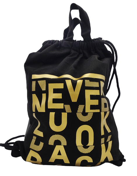 Workoplecak Beniamin Never Look Back 43x34 cm Czarny