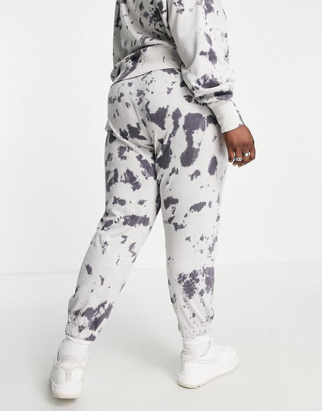 Multikolor joggery Nike Sportswear Cloud-Dye 2X DR4979-010