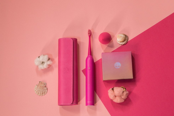 Szczoteczka Soniczna Futerał Końcówki Prezent USB Różowa                                                         Karlo Bella