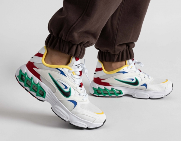 Białe Buty Nike Zoom Air Fire DV1129-112 42 Damskie