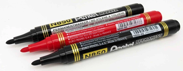 Markery Permanentne Pentel 4,5 mm 3 szt. Czarne i Czerwony